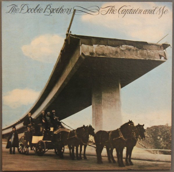 LP The Doobie Brothers | The Captain And Me Gatefold FIRST PRESS Import USA Selo Dourado (1973 Press 1973) /NM (Near Mint) de Época R$360